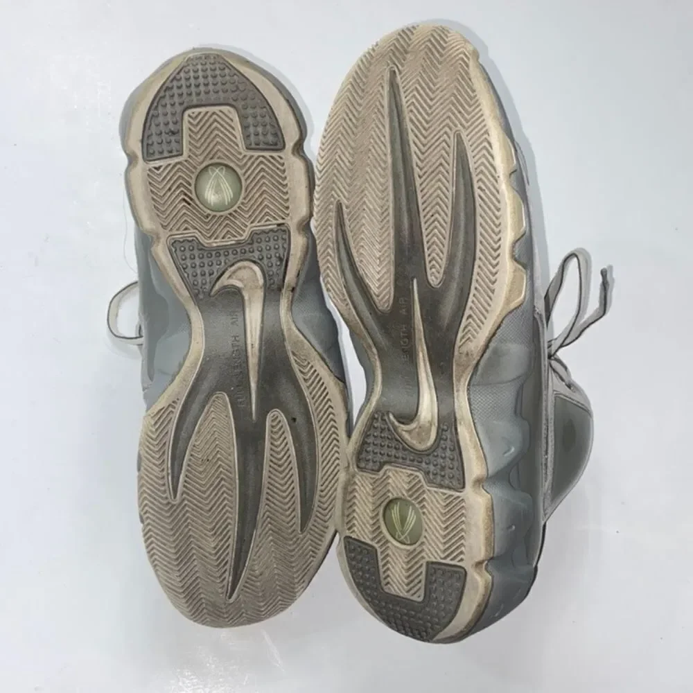 Nike sleek shoes